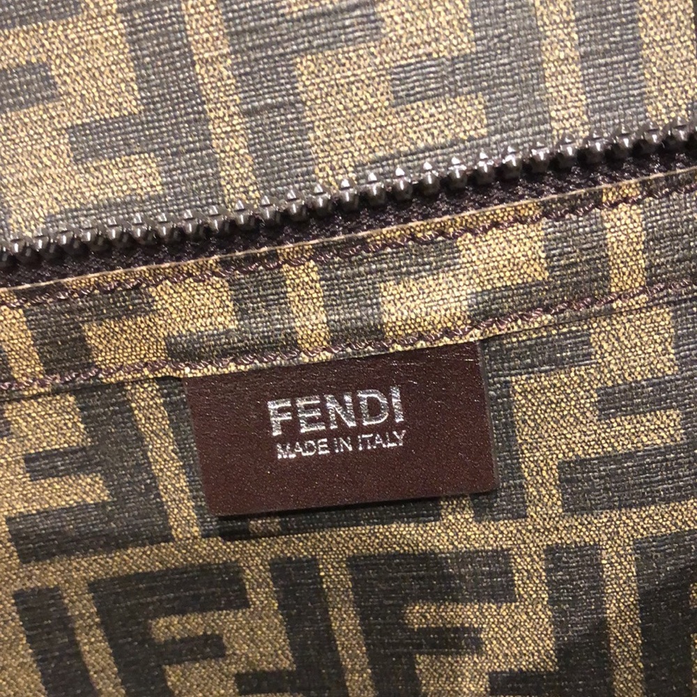 ❤️SOLD❤️🎉HP🎉 FENDI bag FF Business bag - Picture 10 of 13